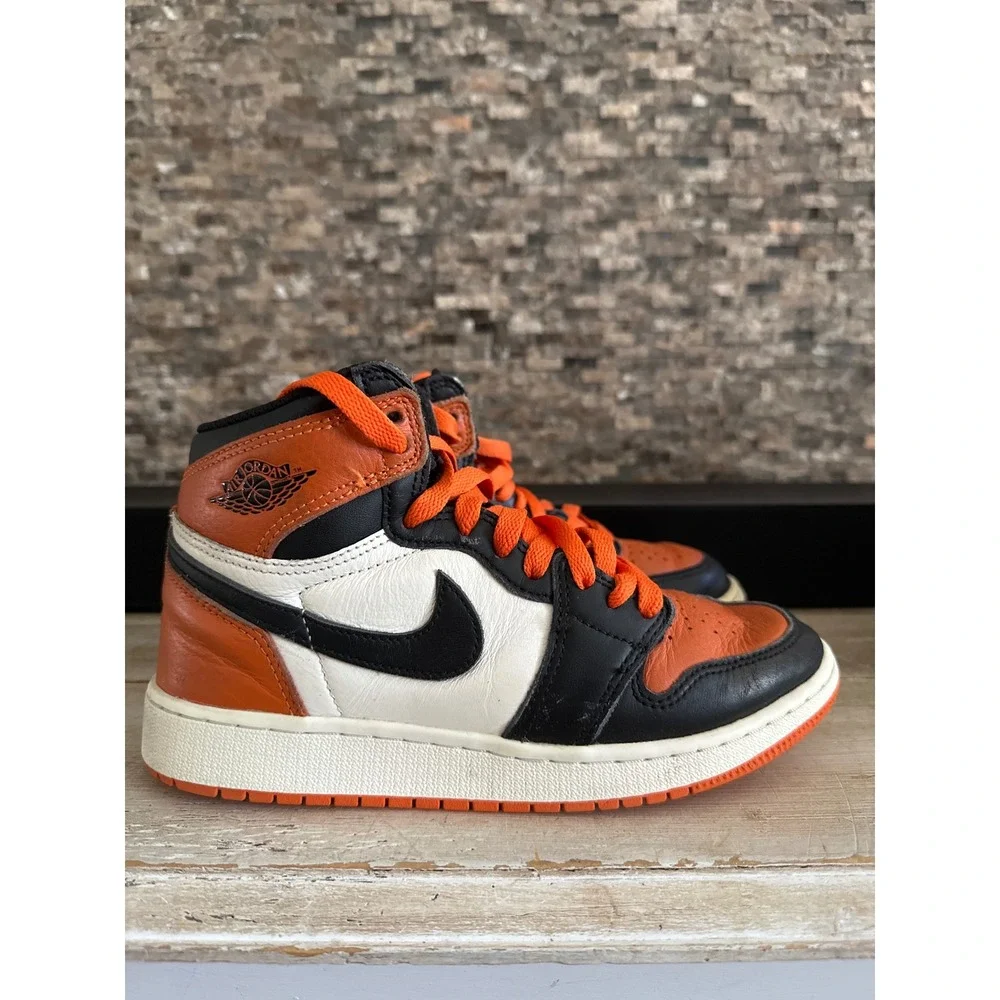 Nike Air Jordan 1 Retro High OG Shattered Backboard Starfish Black 555088-113 5Y